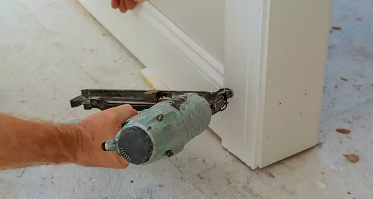 Fix Garage Door Panel in Plantation, FL