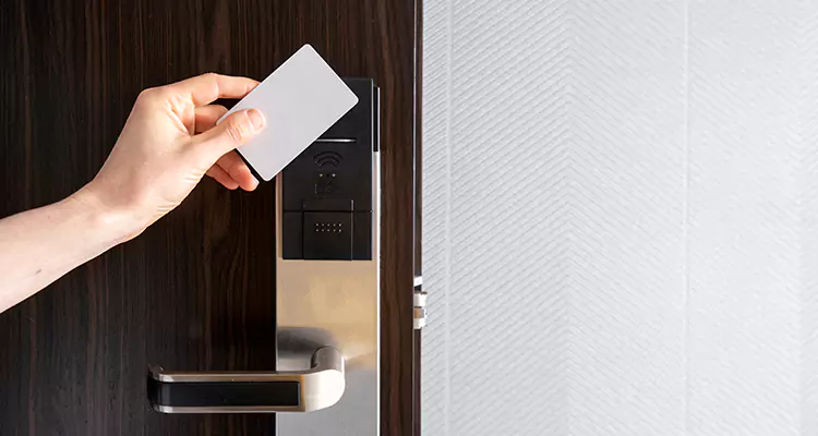 Why Choose Us for Hotel Keycard Lock Repair in Plantation, FL?