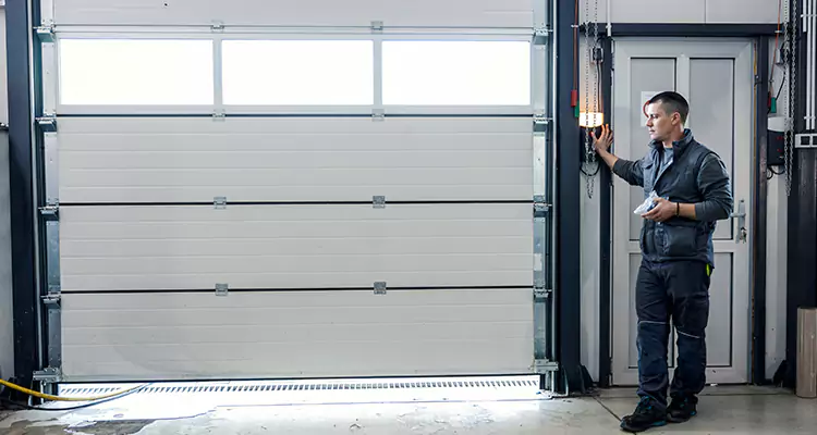 Modern Overhead Door Repair in Plantation, FL