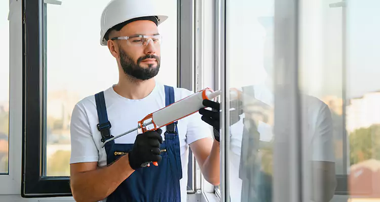 Retractable Screens Repair for Patio in Plantation, FL