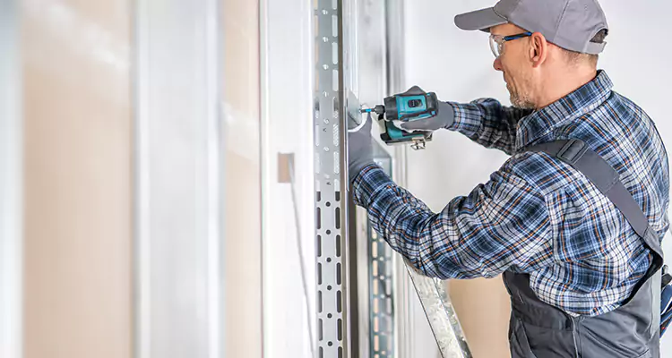 Sliding Door Latch Hardware Repair in Plantation, FL