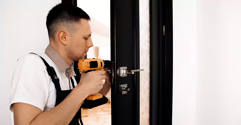 Aluminum Storefront Doors Repair in Plantation, FL