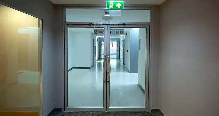 Emergency Glass Door Repair in Plantation, FL