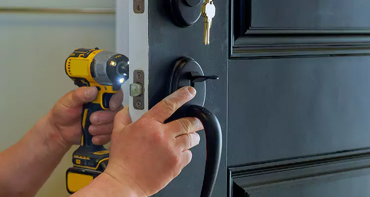 Comprehensive Door Lock Repair Services in Plantation, FL