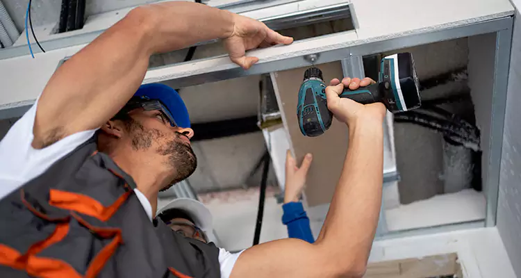Emergency Overhead Door Repair in Plantation, FL