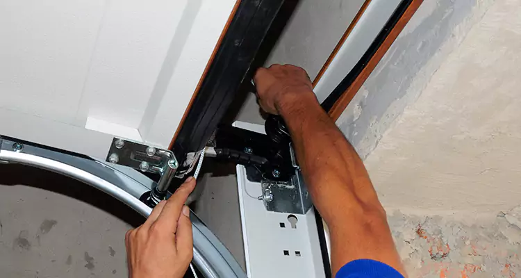 Weatherproof Door Seal Replacement in Plantation, FL