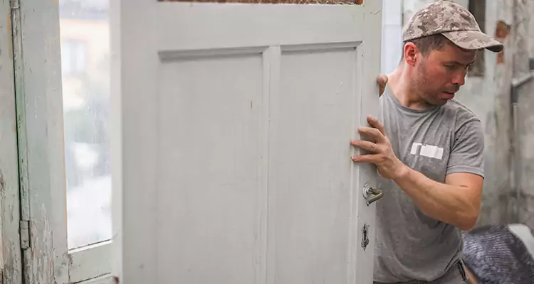 Home Front Door Replacement in Plantation, FL