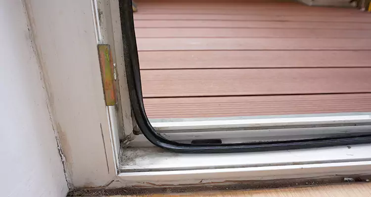 Repair Patio Doors Leaking at Bottom in Plantation, FL