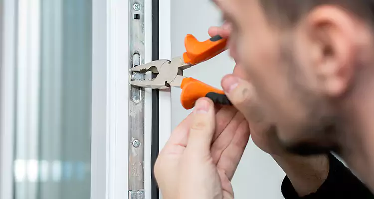 Patio Door Latch Repair in Plantation, FL
