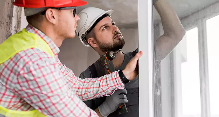Sliding Patio Door Sticking? Expert Repair in Plantation, FL.